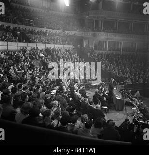 Suez protest meeting at Albert Hall London 1956 Protest In October 1956 Egypt s President Nasser nationalised the Suez Canal Israeli promptly attacked followed by the landing of British and French troops Domestic opposition was overtaken by a Soviet protest and non support from the US leading to the withdrawal of troops and the resignation of Prime Minister Anthony Eden Stock Photo