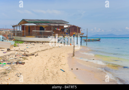 Beachside fishermens houses Mabul Island Sulu Sea nr Semporna Sabah Malaysia Stock Photo