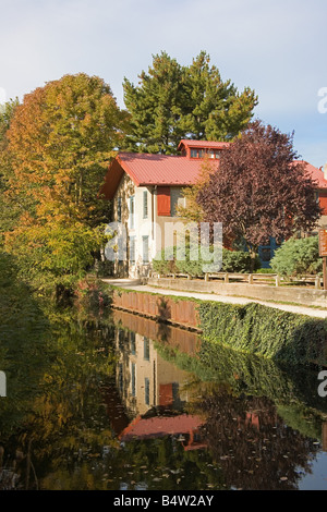 View of the canal and restaurant in Lambertville, New Jersey Stock Photo