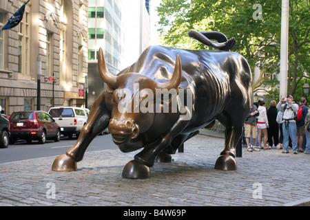 Arturo Di Modica's Charging Bull sculpture at Bowling Green, Lower Manhattan, New York City Stock Photo