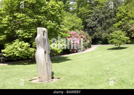 Abstract Sculpture Monolith Empyrean By Barbara Hepworth At Kenwood abstract-sculpture-monolith-empyrean-by-barbara-hepworth-at-kenwood