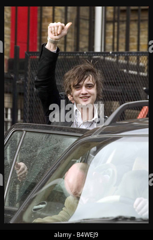 Babyshambles singer Pete Doherty has been given a 12 month community order after admitting possession of drugs The 26 year old was sentenced at Ealing Magistrates Court February 2006 Stock Photo