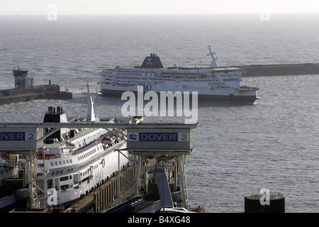 Ferries queue at the enterance to Dover harbour on the day when Bulgaria and Romania join the European Union 01 01 07 meaning that immigration laws regarding these countries are relaxed Stock Photo