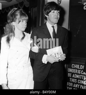 Paul McCartney March 1966 with Jane Asher Stock Photo - Alamy