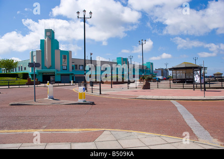 pedestrian area and retail centre at New Brighton, Wirral Stock Photo