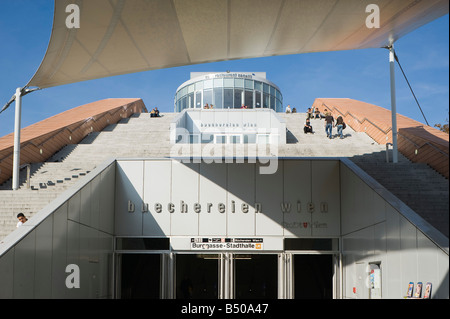 Wien Hauptbibliothek Urban Loritz Platz Stock Photo