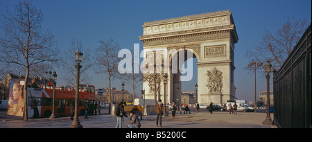 ARC DE TRIOMPHE PARIS FRANCE EUROPE Stock Photo