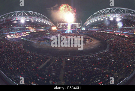 Fireworks at the Opening ceremony of the Sydney September 2000 Olympic Games Olympics Firework display mirror syndication international 2000 Stock Photo
