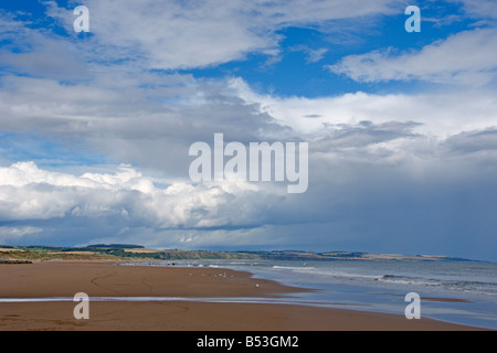 Montrose beach seafront skyscape looking north to St Cyrus Angus coast Scotland August 2008 Stock Photo