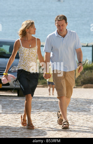 Kate and Gerry McCann out walking in Pria da Luz, Portugal.&#13;&#10;Madeleine McCann . 28/08/2007 Stock Photo