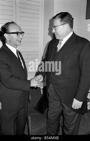 Sir Bernard Waley Cohen former Lord Mayor of London and a stag hunter for 45 years discussed stag hunting with anti blood sports critic, Mr. Arnold Shaw, MP for Ilford South, on To- Dat Programme at TV House Kingsway. After the talk Sir Bernard invited Mr. Shaw down to his farm to witness a hind hunt. After the discussion Sir Bernard Waley Cohen (right) shakes hands with Arnold Shaw, MP. November 1969 Z10772 Stock Photo