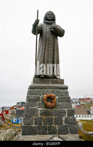 Aug 2008 - Statue of Hans Egede in the Kolonihavn Nuuk Greenland Stock Photo