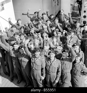 The Korean War - The British Army - Soldiers - 1950 Stock Photo ...