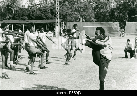 Brazilian football hero Pele conducting a youth coaching clinic in Nairobi Kenya in 1976 Stock Photo