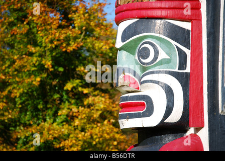 Totem Pole in autumn, The Valley Gardens, Windsor Great Park, Virginia Water, Surrey, England, United Kingdom Stock Photo