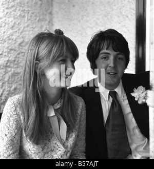 Mike McCartney's Wedding. Jane Asher, Paul McCartney, groom and bride ...