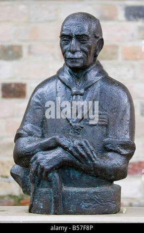 Statue of Lord Baden Powell, the founder of the scouts Stock Photo