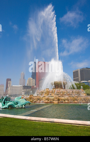 Buckingham Fountain in Grant Park, Chicago, Illinois, United States of America, North America Stock Photo