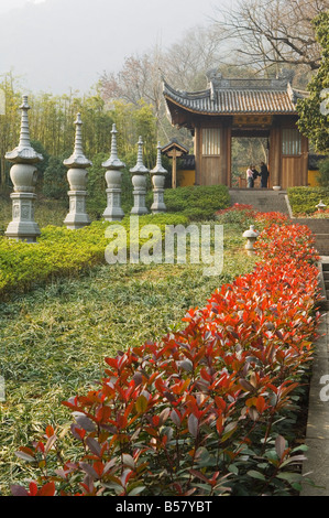 Stone lantern statues at Lingyin Temple Forest Park, Hangzhou, Zhejiang Province, China, Asia Stock Photo