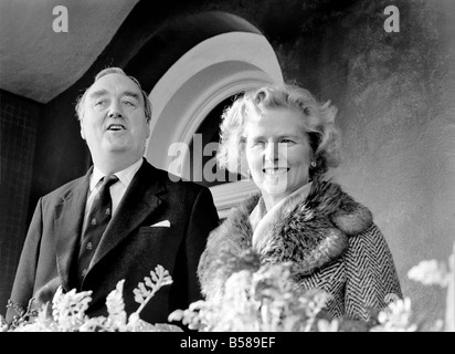 William Whitelaw and Margaret Thatcher meet young conservatives. February 1975 75-00767-007 Stock Photo