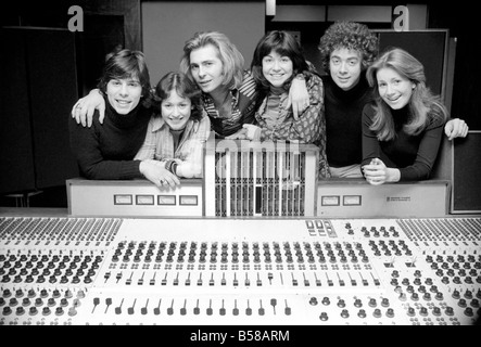 Music/Studio: Pop Group: Guys and Dolls: L/R David Van Day, Tereza Bazar, Dominque Grant, Martine Howard, Paul Griggs, and Julie Forsyth. March 1975 75-01511-006 Stock Photo