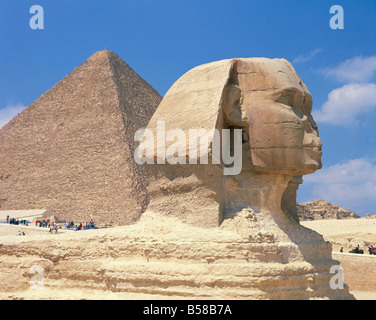 The Great Sphinx and one of the pyramids at Giza UNESCO World Heritage ...