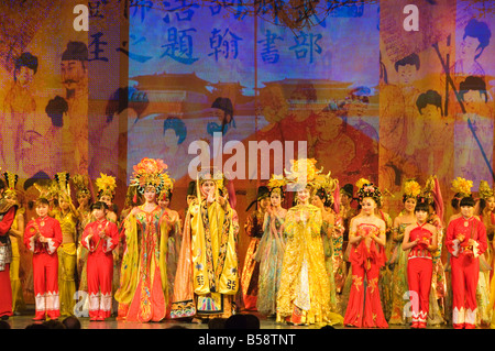 Tang Dynasty dance and Music Show at the Sunshine Grand Theatre, Xian City, Shaanxi Province, China Stock Photo