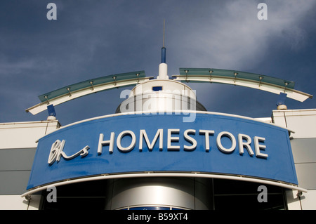 british homestores home stores bhs clothing retailer retail clothes out of town superstore large premises shop shopping Stock Photo