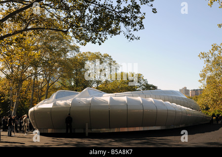 Chanel mobile in Central Park NYC design by female architect Zaha Hadid Stock Photo