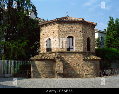 The 6th century Church of the Holy Spirit Arian Baptistry Ravenna Emilia Romagna Italy Europe Stock Photo