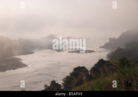 Mekong River, looking across to Laos on other bank, Golden Triangle, Thailand, Southeast Asia Stock Photo