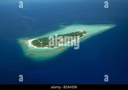 Aerial view of the tropical island of Embudu in the Maldive Islands Indian Ocean Asia F Hall Stock Photo