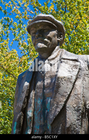 Bronze sculpture of Lenin in Fremont neighborhood of Seattle Washington, USA Stock Photo