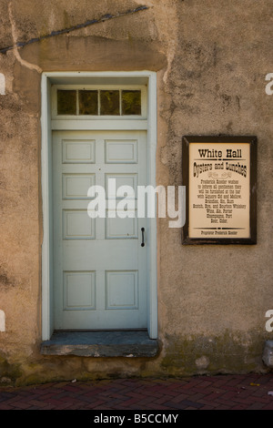 The White Hall Tavern is a reconstruction of a 19th century tavern in Harpers Ferry, West Virginia. Stock Photo