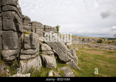 Limestone pavement and weathering above Malham Cove, Yorkshire Dales National Park, North Yorkshire, England, Europe Stock Photo