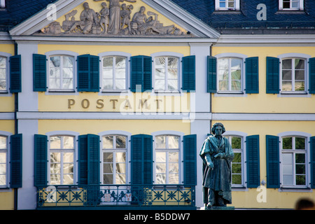Germany, Bonn, Beethoven monument with Post Office in background Stock Photo