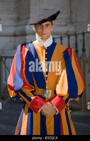 Vatican soldier on guard duty, The Vatican, Saint Peter’s Square, Piazza San Pietro, Rome, Italy Stock Photo