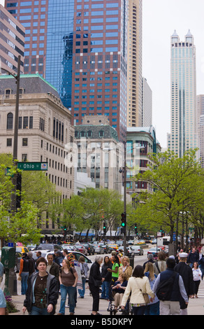 Shoppers on the Magnificent Mile, North Michigan Avenue, Chicago, Illinois, USA, North America Stock Photo