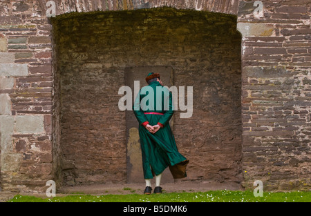 Reenactors recreate music and dance of the early Jacobean period at Tretower Court near Crickhowell Powys South Wales Stock Photo