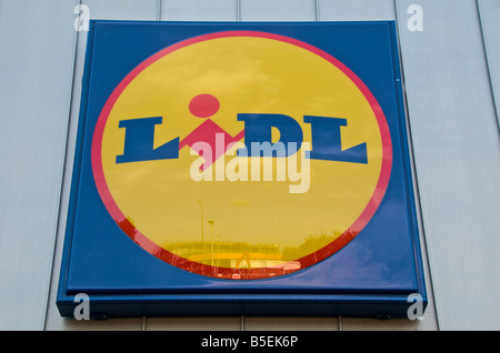 LIDL supermarket checkout check out shop Stock Photo