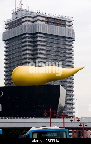 Golden flame sculpture by French designer Philippe Starck on the Asahi Beer Hall in Asakusa, Tokyo, Japan Stock Photo