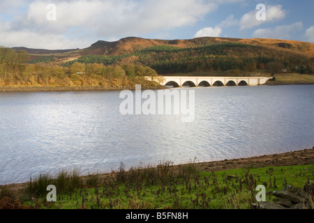 View of the Ashopton Viaduct which carries the A57 across Ladybower Reservoir in the Peak District in Derbyshire Stock Photo