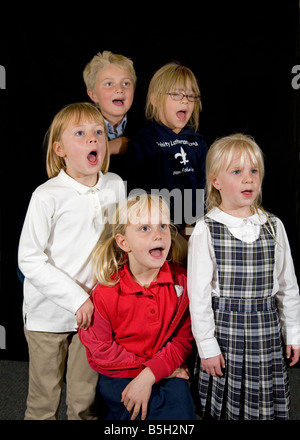 USA AMERICA OREGON A children s choir sings an old folk song at a rehersal in Bend Oregon Stock Photo