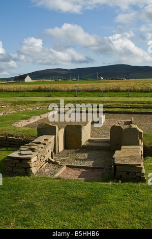 dh Barnhouse STENNESS ORKNEY Neolithic archeology village house enterance ruins Stock Photo