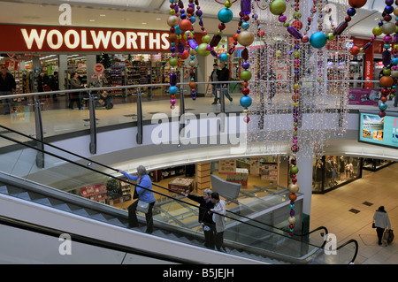 Woolworths store entrance in Lakeside West Thurrock shopping mall at Christmas 2008 Stock Photo