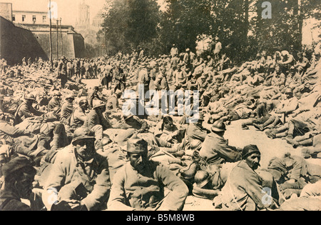 2 G55 K1 1918 9 Alliierte Kriegsgefangene Foto 1918 Geschichte 1 Weltkrieg 1914 18 Kriegsgefangene Die Schlacht zwischen Aisne u Stock Photo