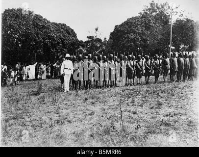 Askari troops Photo World War 1 War in the colonies German East Afrika now Tanzania Photo c 1915