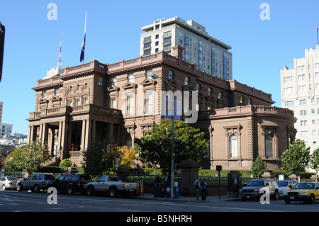 The Flood Mansion, headquarters of the Pacific-Union Club, Nob Hill, San Francisco California Stock Photo
