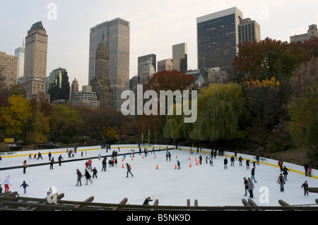 New York NY 12 November 2008 Wolman Ice Skating Rink in Central Park Stock Photo