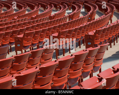 Rows of chairs at Jay Pritzker Pavilion (by Frank Gehry, finished in july 2004). Millennium Park. Chicago. Illinois. USA Stock Photo